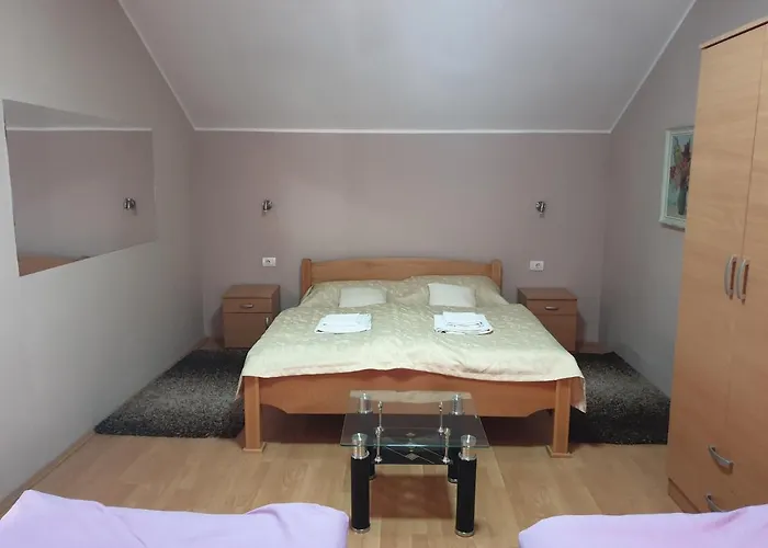 Atrijum اباتين